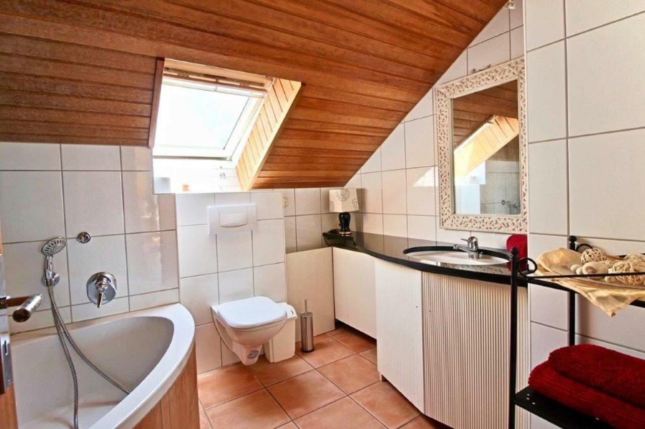 Ferienwohnung Mit Seeblick Und Dachterrasse In Ueberlingen Exterior foto